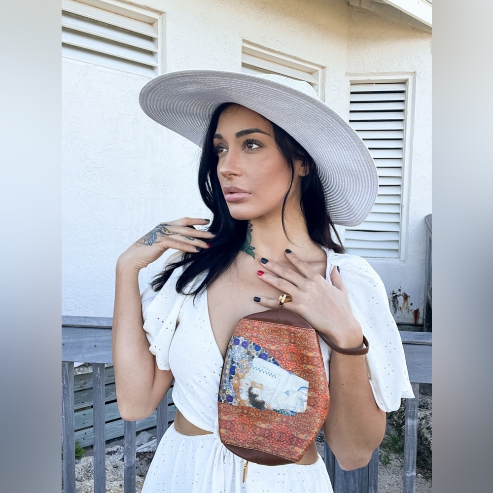 Jeon Los Angeles Unique Wallet​